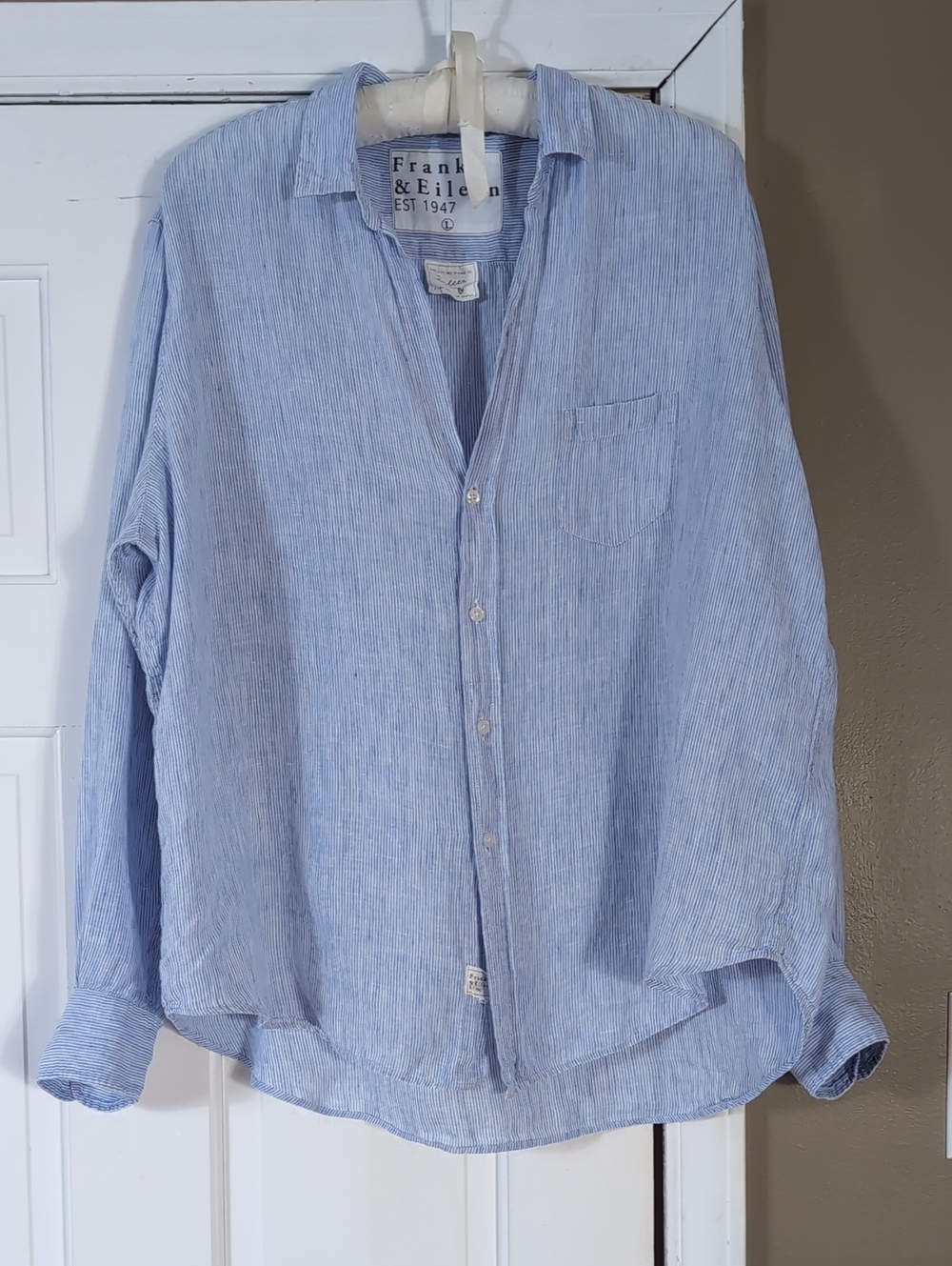 Frank & Eileen Blue White Pinstripe Linen Eileen Shirt Large